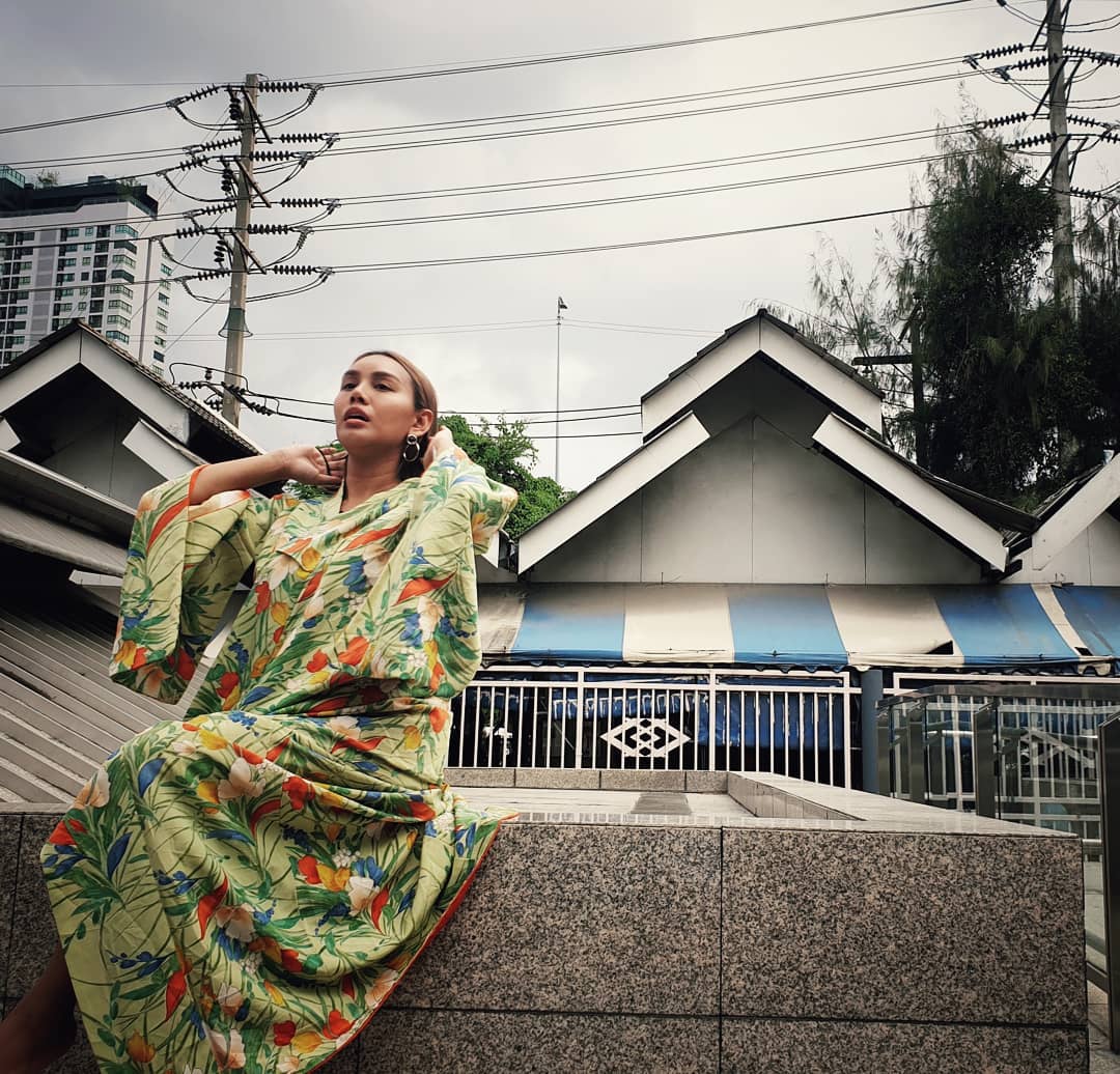 Customer wearing Sumo Vintage